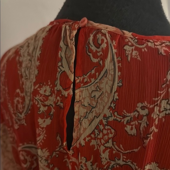 Red Paisley Long Sleeve Flowy Mini Dress. Size Small. - Picture 4 of 8